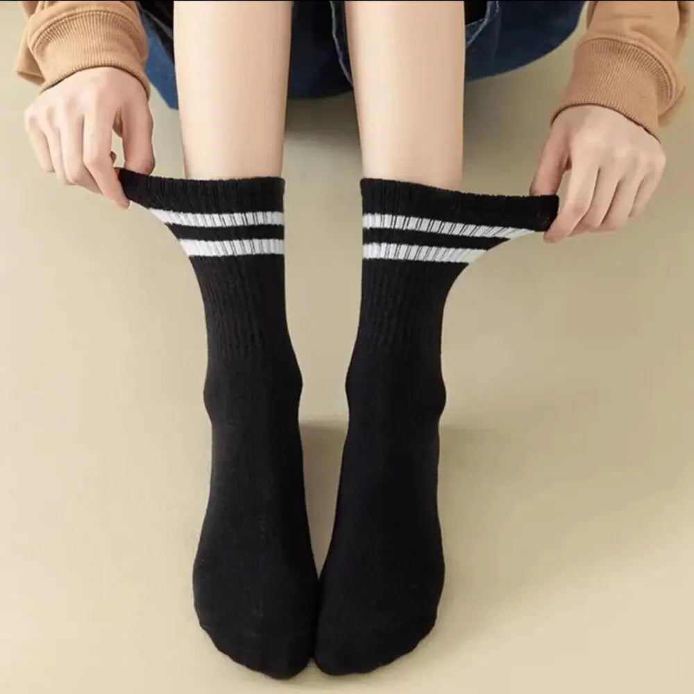 6/12 Pairs Women's Socks